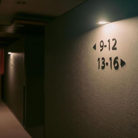 Tanegashima Araki Hotel Nishinoomote Bagian luar foto